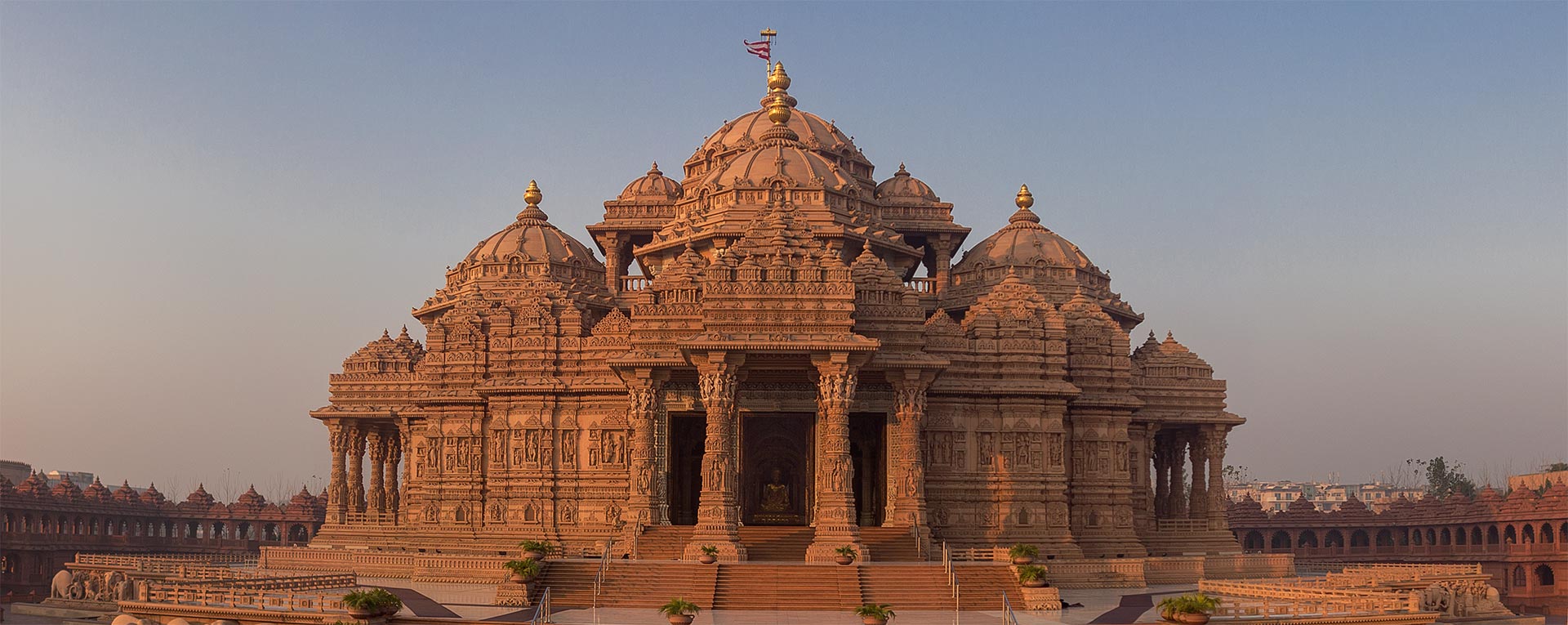 Akshardham Temple - Spiritual Splendor