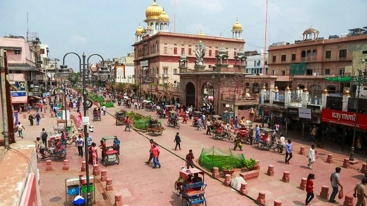 Chandni Chowk - Heritage Market & Food Heaven