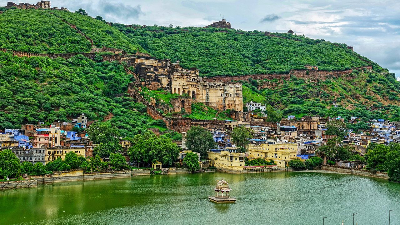 Bundi - City of Stepwells and Palaces